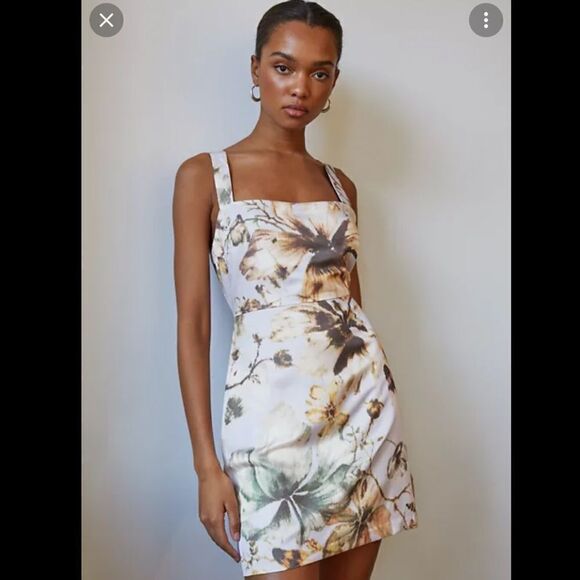 NWT Babaton 90s Mini Glitter Size 8 - Picture 1 of 15